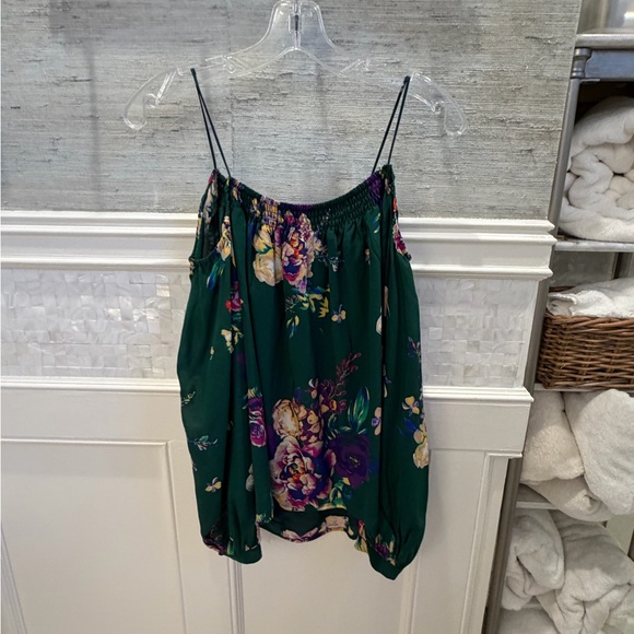 Small Anthropologie Maeve tallie silk cold shoulder blouse top green floral - Picture 4 of 6